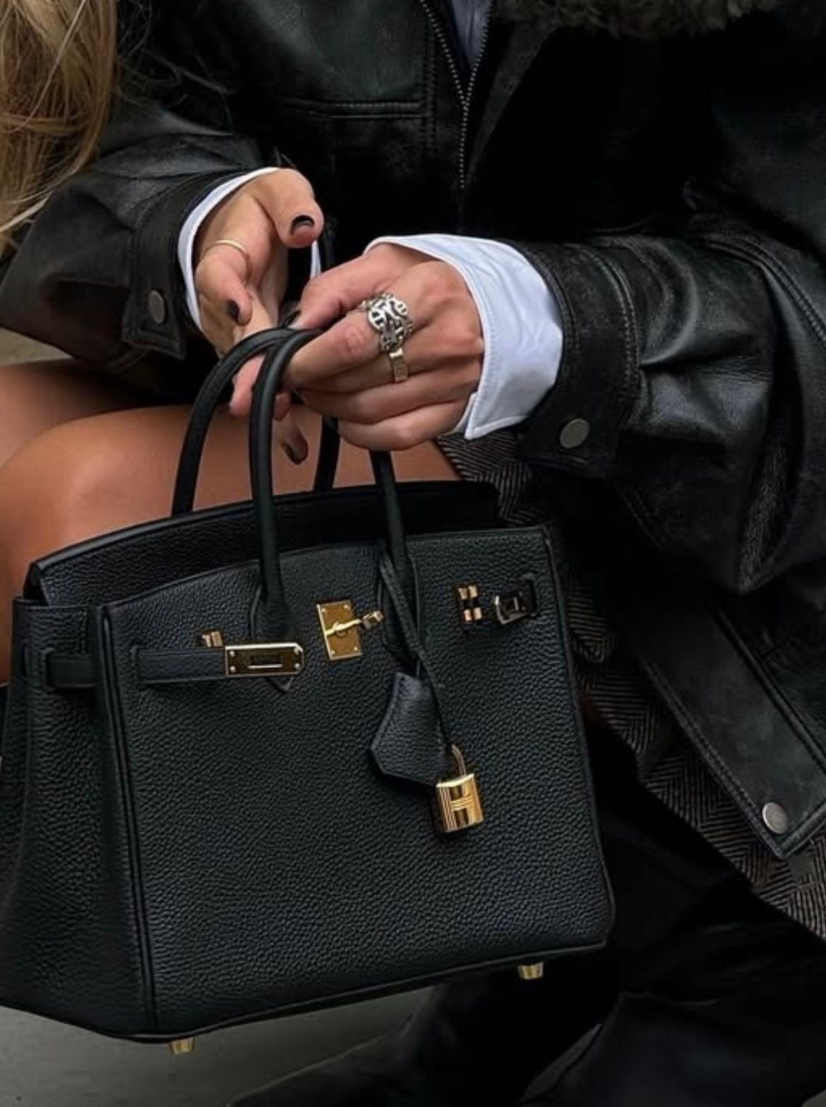 Luxury Black Togo Handbag 25